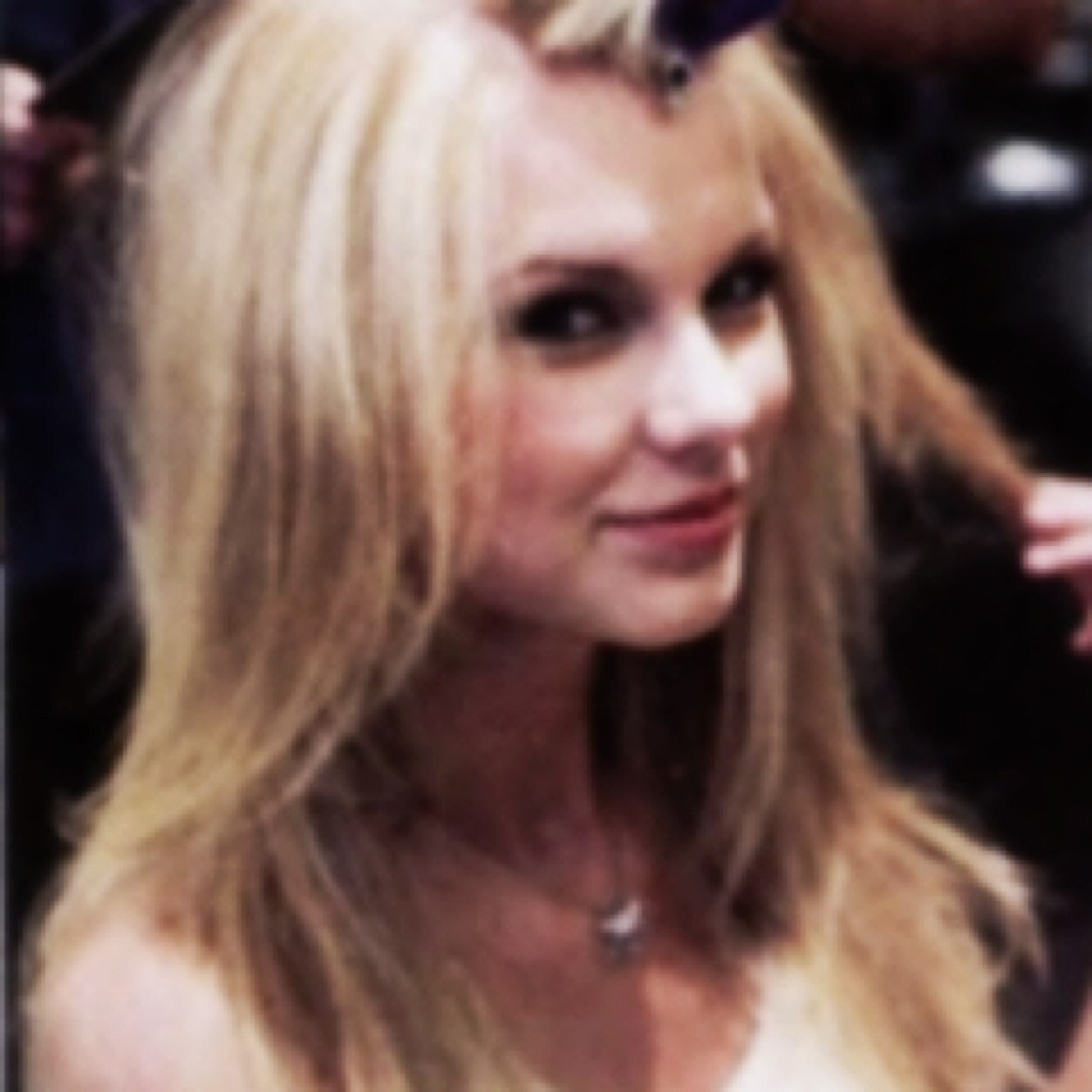 I gave you a free follow! Congrats. Now, can you please follow @jumpthenlove? She'll follow you back. Thank you so much.