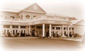 Escape to a world of timeless romance, where people dine, dance, and fall in love,
at The Historic Old Bermuda Inn.