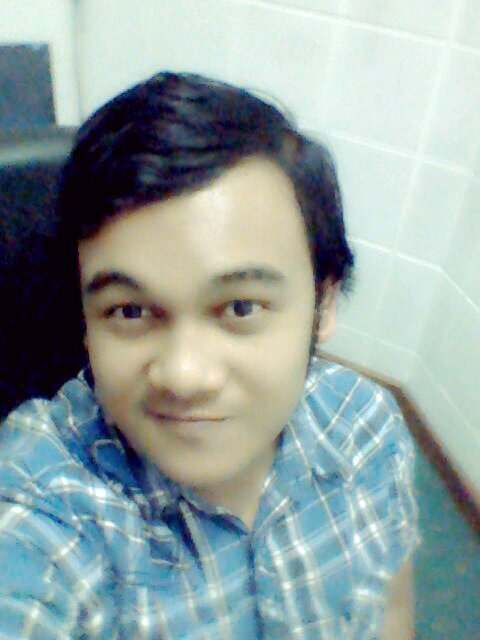 30 November 1995 || Sagitarius || Announcer || Friendly || Humoris Person || (~^ ^)~ ~(^ ^~)