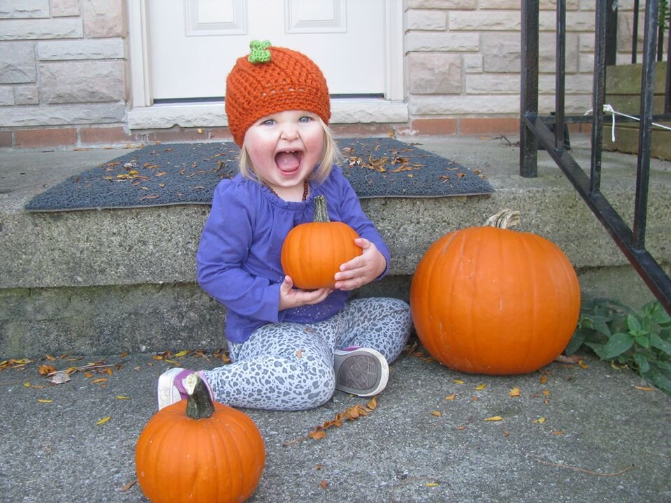 MollyandBuggs's profile picture. Mom to Molly and Dan (Buggs), nagging wife, and not so much a Martha Stewart. Known for hooking, baking unhealthy things, and eating an entire bag of doritos.