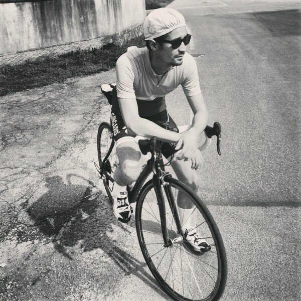 velezsarsfield's profile picture. Buffering