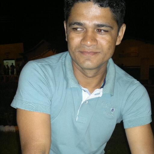 jhow8195's profile picture. 