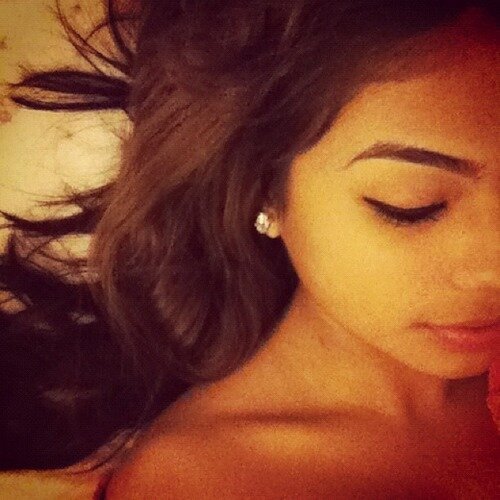 MareahVelzian's profile picture. A boyfriend should always do the things it took him to get his girl. Even after she's his.