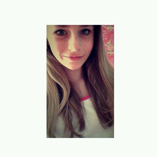 snapchat: aniekvdsteenx