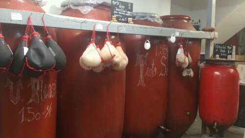 Desde 1932..!! Crema de Anís especial PACHARAN, Botas de vino, Tinto Dulce..Envíos a toda España. Tel y Whatsapp 640 629 955 y 975227456.