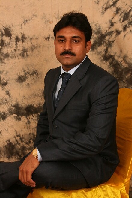 I'm 40y old from Pakistan Lahore. I love traveling. Nature, wildlife, and wildlife photography.