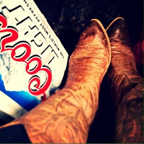 Camo_Darling's profile picture. I'm the only hell my momma ever raised. #taken #WV #sassy