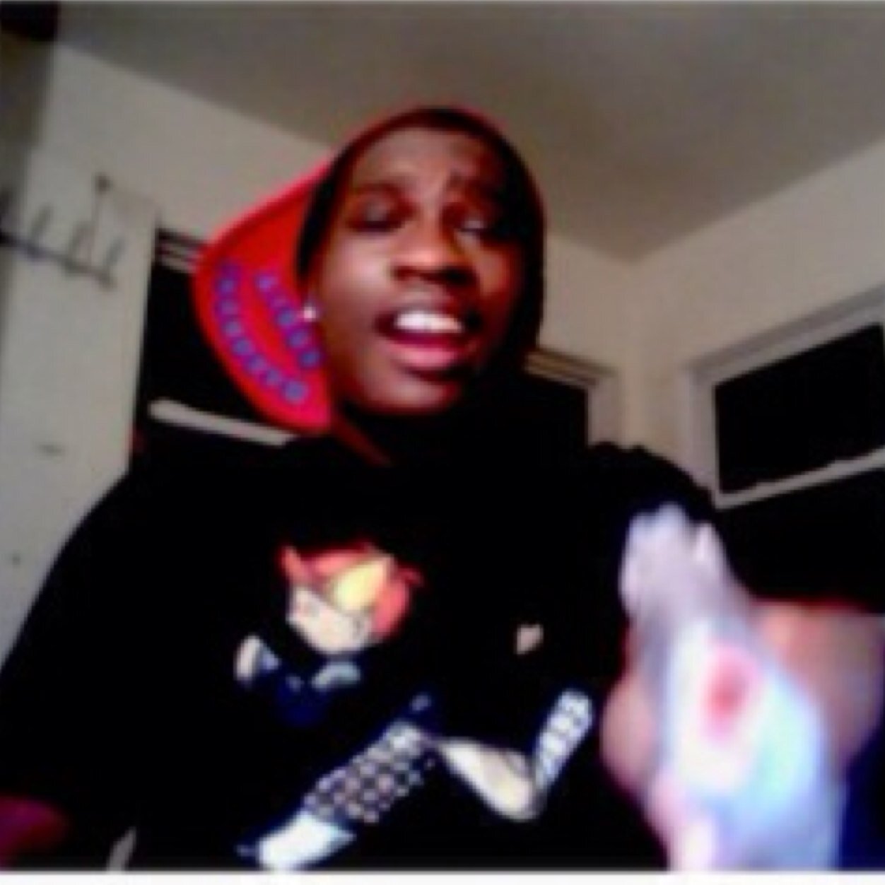 wewantzungy's profile picture. 