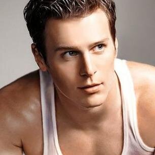 BeguilingGrant's profile picture. A journalist working to hide the truth about supernaturals, rather than expose it for the sake of his fae heritage.  {Mature RP}