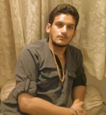 love_nilay's profile picture. 