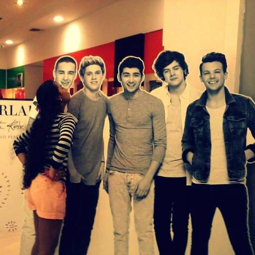 LiaHLink1D's profile picture. Con las esperanzas hasta las galaxias3