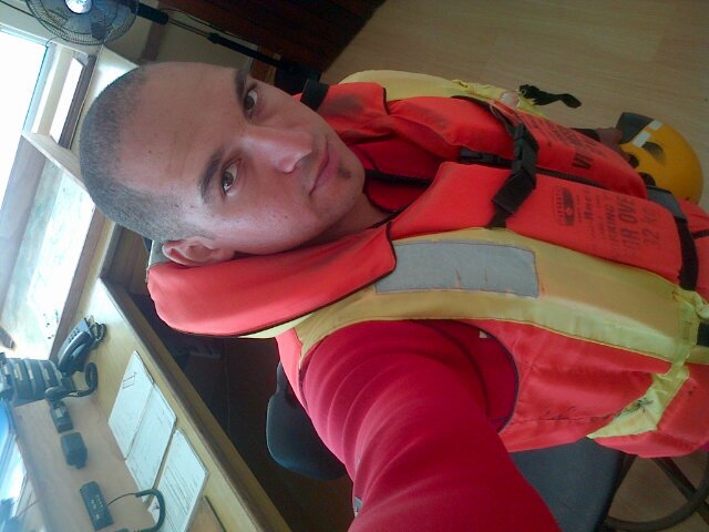 _chickenbone_'s profile picture. I dunno wat u wana know, so ask