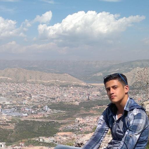 يا زهر تفتحت في الربيع
ويا وردة رائحتها كالنسيم
ويا عصفورة زقزقت في الصباح
بصوتها العذب ذو الافراح /https://t.co/2GfRq2F1A8