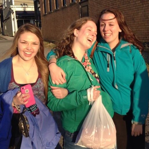 Kelly_Halloran's profile picture. I enjoy the beach, friends, and curved tests.