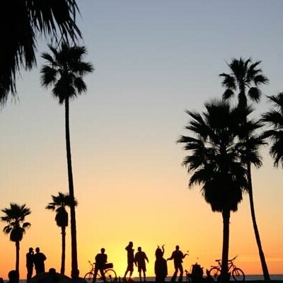 Hey There! Heres a free follow!! Help me out and follow this link!! https://t.co/zzw4gqObKY StayCloudy ☁