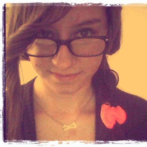 gamzeturgay3's profile picture. En büyük hatayı, en güvenilmeyecek insana güvenerek yapan biriyim. Galatasaray'a aşık olduğum için başkasına aşık olamıyorum.