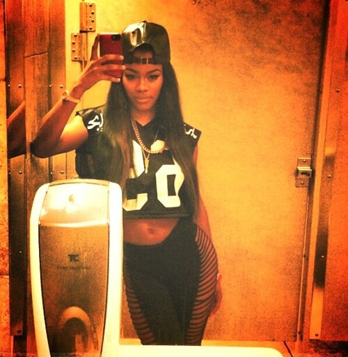 PetuniaMariscal's profile picture. I fall too fast, crash too hard, forgive too easily, and care too much.