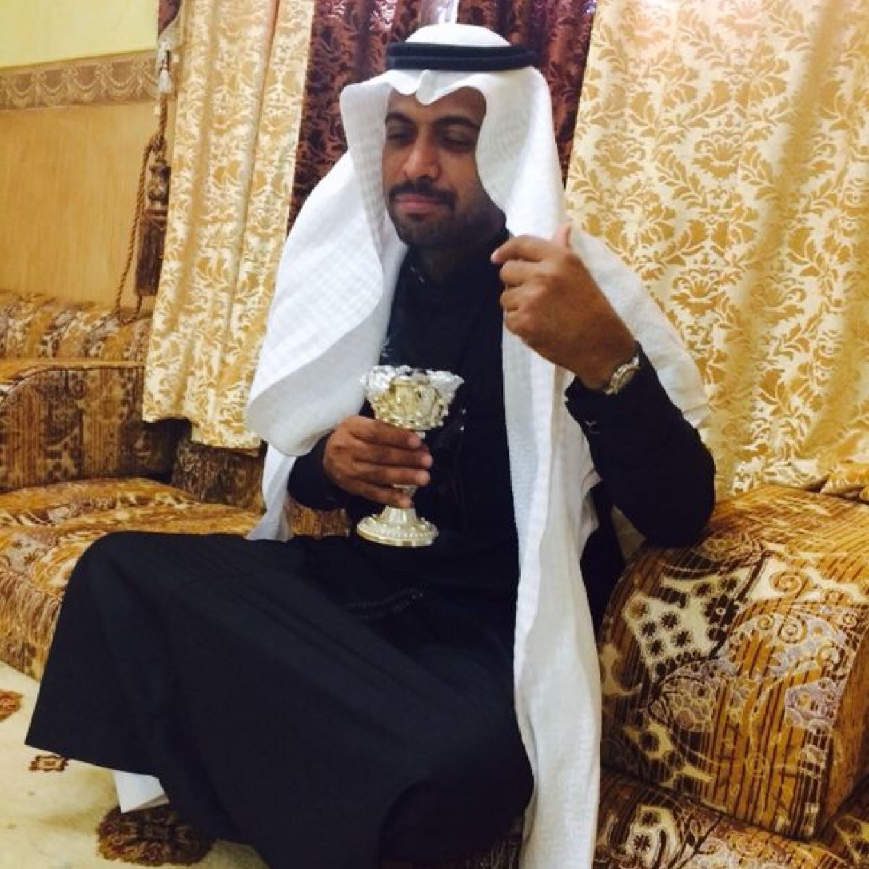 واتساب 4 88 33 44 050