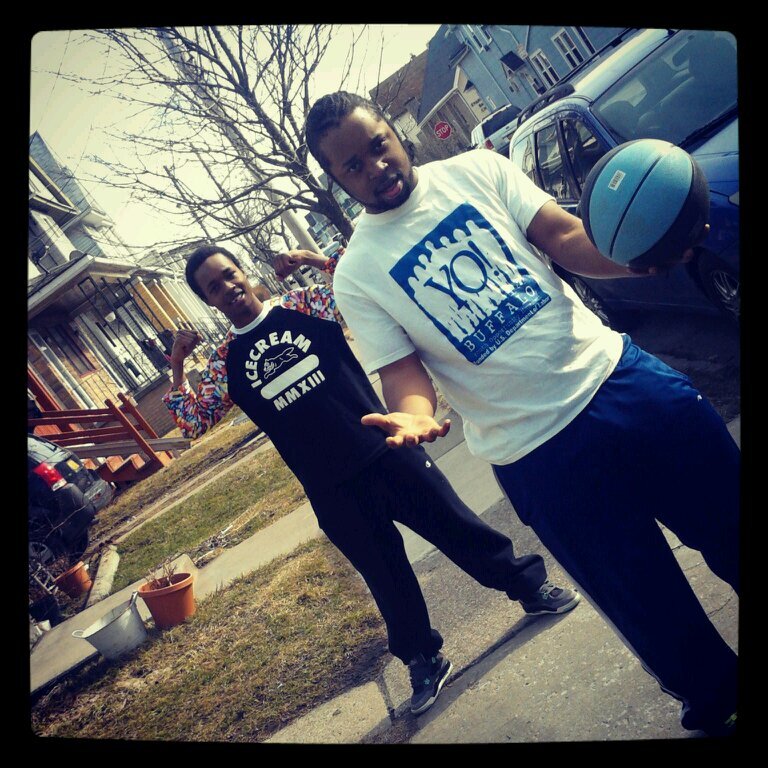 You Only Live Once Soo Im EA To This Shit ! FREE LEKY .