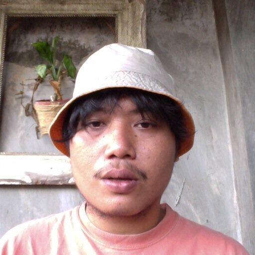 ilusitanpabatas's profile picture. program director @milisifotocopy | di balik layar @himomtheband | visual @malangsubpop | art director @EastMagzindo | http://t.co/oYmGttHAyV