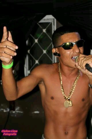 MC RAFAEL- SAUDADES  Parte I- https://t.co/MMOKqGuRXV

Banca dos monstros - MC RAFAEL- Banca  Dos Mostros (DJGeehDaLgd): https://t.co/HHO34QfriC