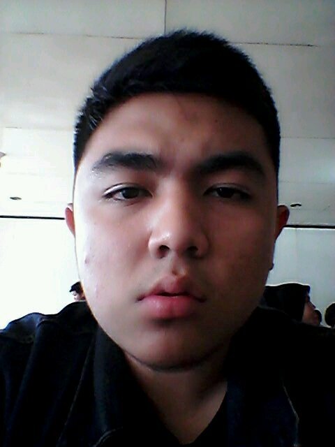 Twitter ini lelah, makanya bisa ngtweet sendiri :| Follow @christosilalahi aja. Kalo mau