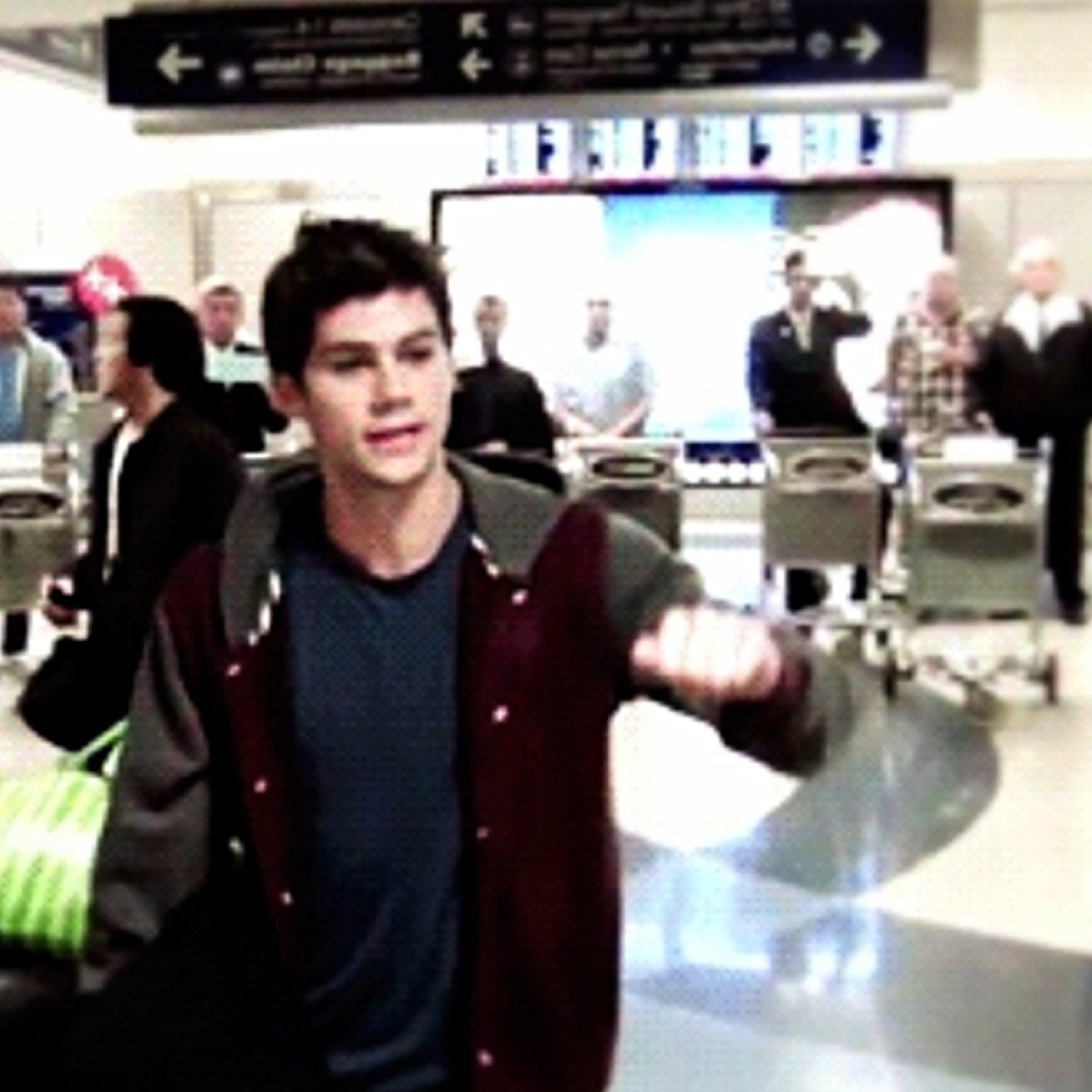 SadisticStiles's profile picture. I'm the better verison of the whimpy witty Kid. ||http://t.co/YWVvFJOvsa.#nogistune||