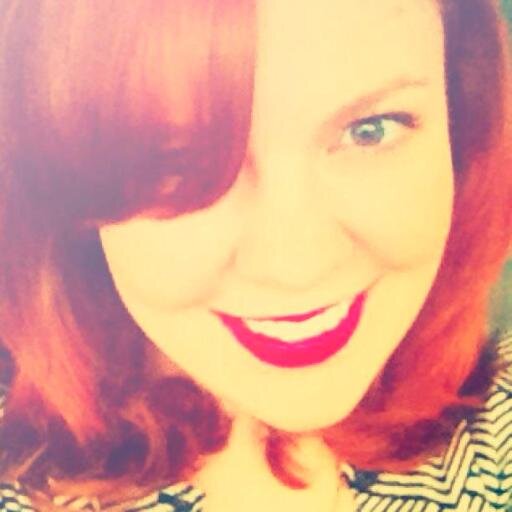 TweetingMollie's profile picture. 