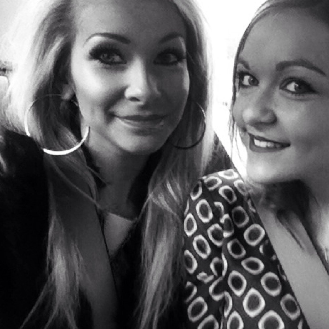 ellielobb's profile picture. HIYA