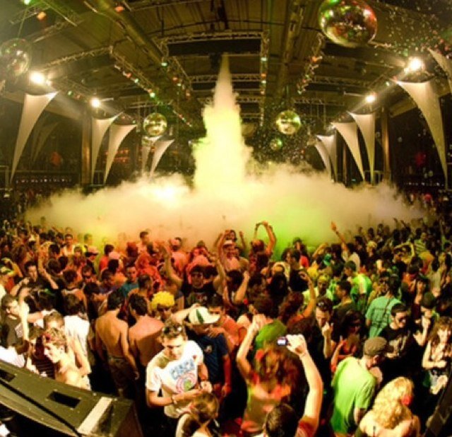 Entradas Fabrik (Madrid) Descuentos a grupos zona Sur (697 610 475 Fernando) Zona Centro (639 957 028 Jonathan) #Fabrik