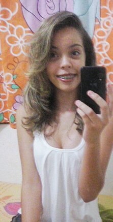 Casada, 17 anos, Amo Musica&Livros #JoaoPauloFigueiredoS2' Segue? Sdv *---*