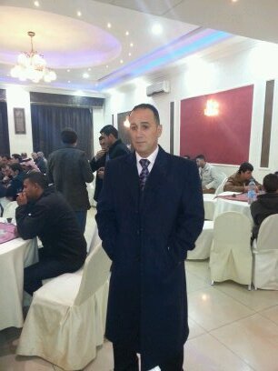 ‏‏مانيب قآيل ويش غيّرك ووش جآك
مآجاك غير آبشر ، وسمع ، وطاعهَ 
غرك غلاَك . . وكثر لبيه خلاك 
تحسٓب قلوب الناسٓ عندك بضاعه”
خشف الرعابيب