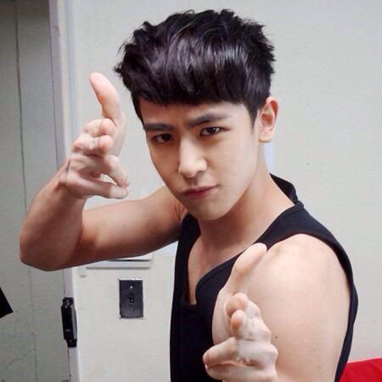2PM▷닉쿤✡우영 TEENTOP▷L.JOE love 98line 0624. k-pop垢@Khunnie0624❤︎looooove
垢移動中です、