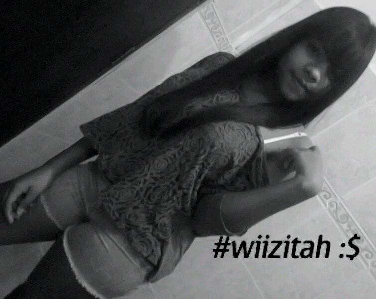 Hii :$; I'm Liceiitah :* Mii Guiia Dios :3 #Mozariistaa :* ; Bipolarr :3 Amantee Al Chocolatee *u* ; I♥ Perritos :3 Te amO Wizz Khaliifa *w* ;rraritah *-*