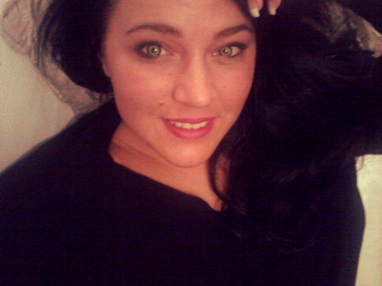 A smile never goes out of style. Wear yours every day (*♡▽♡*)