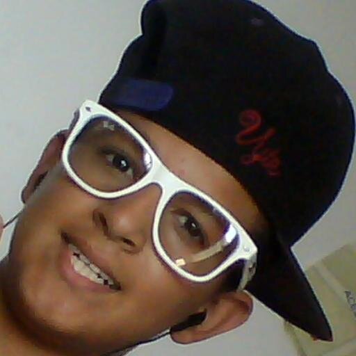 Cantor Oficial da banda Boy's Loved, Fecebook  Victor Ithuriel ou Victor Guilherme Alves de Souza