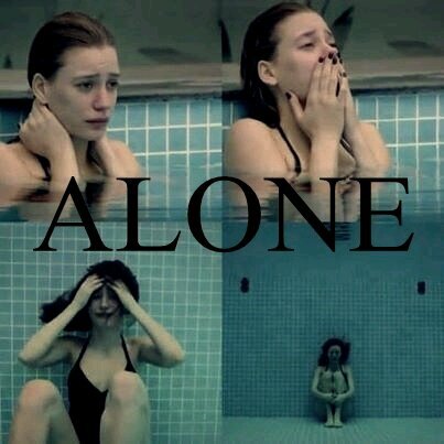 ToNumbToCry's profile picture. Just a person who is sick of life.