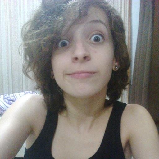 talvez eu seja idiota... ou apenas feliz