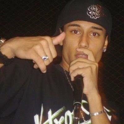 Cantava um FUNK consciente, passando mensagem
Sempre lembrando do Felipe...Eterno F.B.
