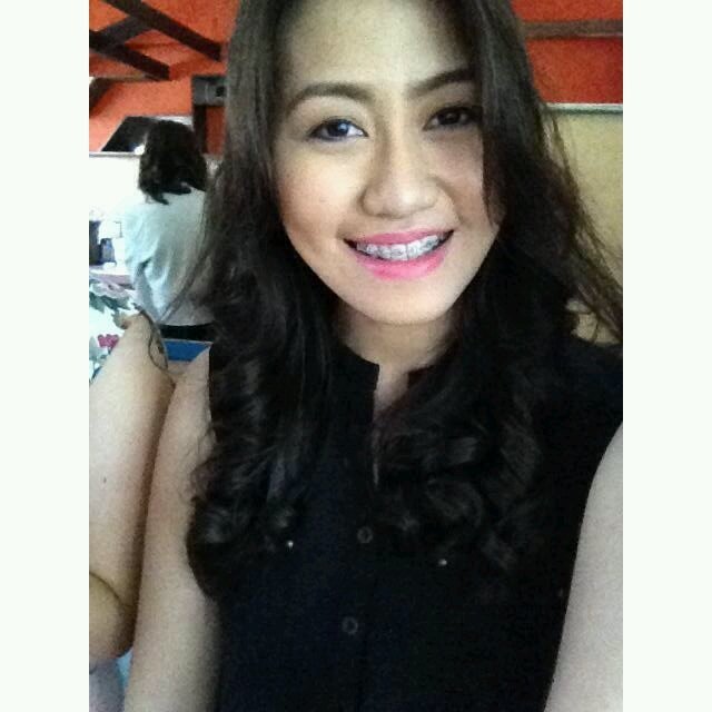 Tourism student of Aquinas Univernsity of Legaspi, I love music....    follow me on instagram fluffymonay31
