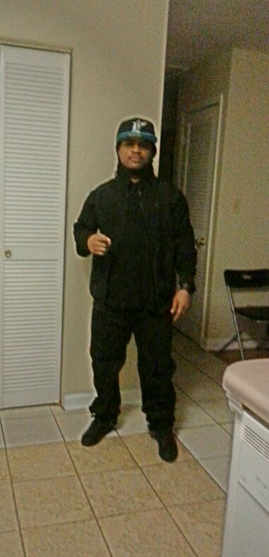 Wallyboy_21's profile picture. I am bout alot of things but i aint about that bullshit