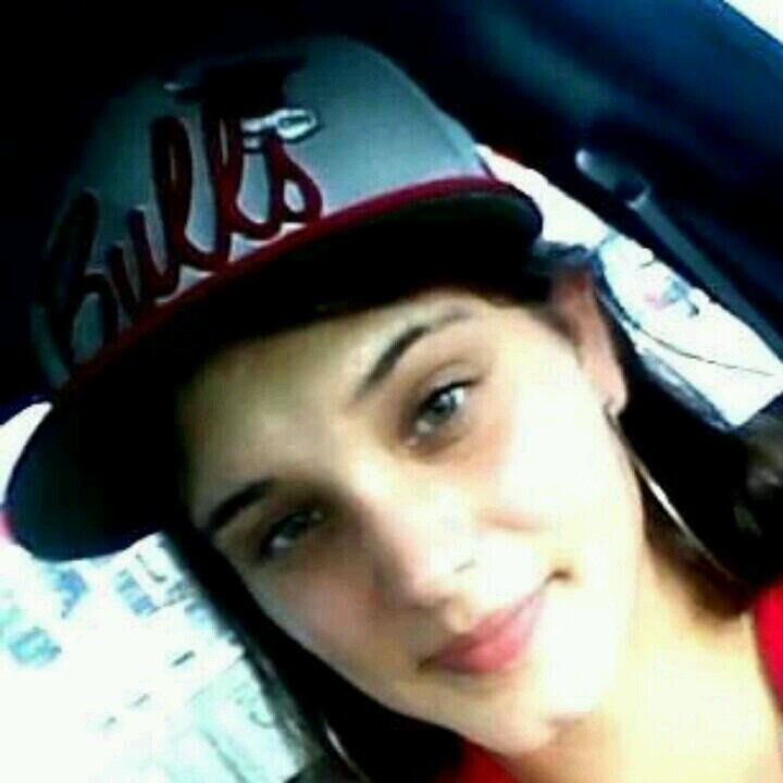 e334d12b4e3c444's profile picture. 