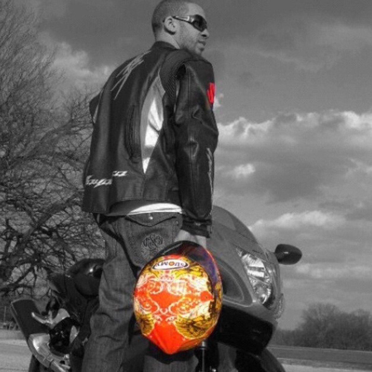 bigredz921's profile picture. 