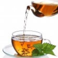 Enjoys art, movies, music and life with a cup of tea