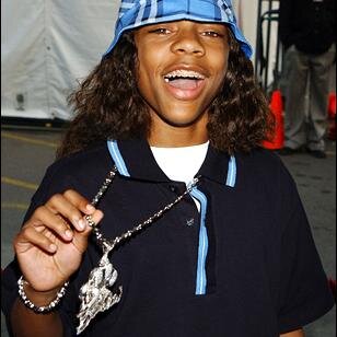 i love to listen to music
my favorite thing is to do is watching bet 106 and park,my favorite rapper is bow wow,singer ciara,beyonce,ashanti,trey songz.