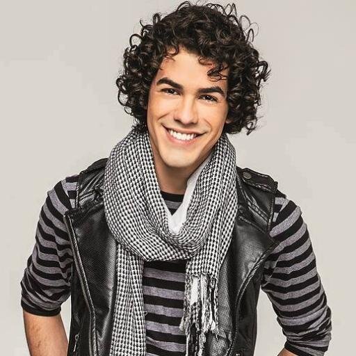 Sam, um Orgulho para os SamuraisZumbis...Votaremos e indicaremos em todos os prêmios - FC Dedicado ao @SamAlvesmusic. - ADM's: Joyce - Adriana - Tailyne.  *--*