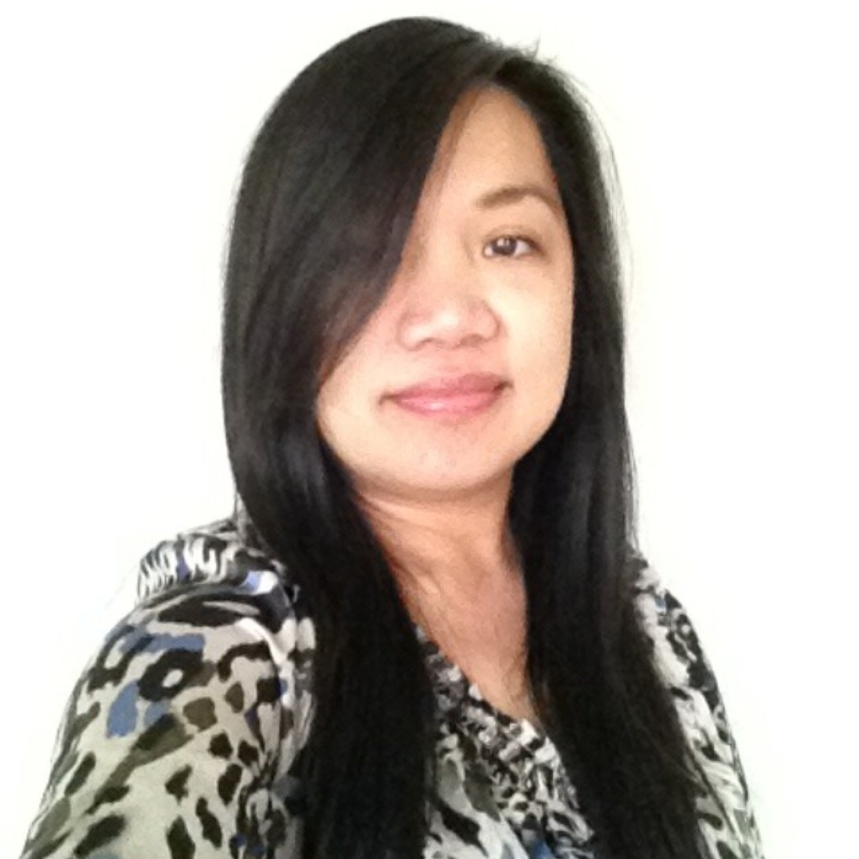 carolineadobo's profile picture. 