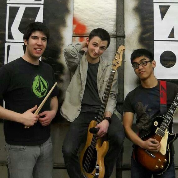Round_Two_Music's profile picture. A Pop Punk trio from Pittsburgh, PA. Comprised of hard-hitting drummer Joe Vais, bassist/lyricist Pete Biernesser, and intricate guitarist Holland Haryotomo.