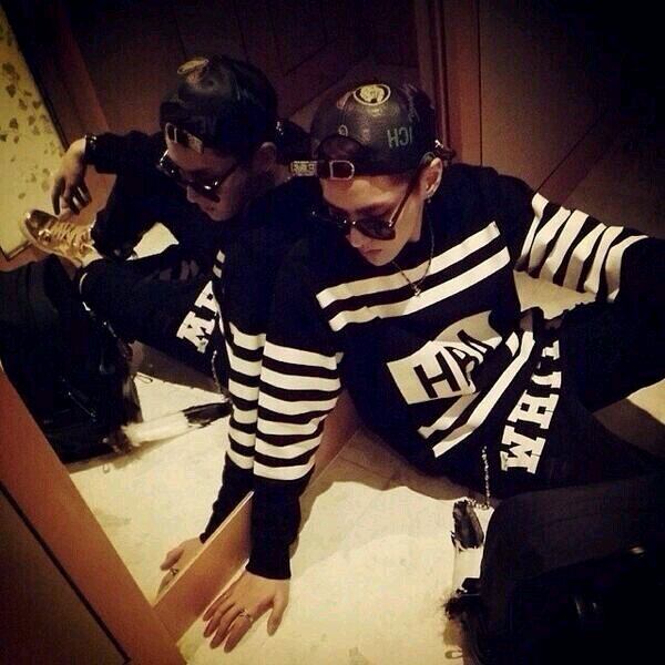 อันยองค่ะ(!)เมนอี้ฟาน ยินดีที่ได้รู้จักทุกคน ทักฟอลมาฟอลกลับ คุยได้ไม่กัดค่ะ.[{ห้ามเเตะ!คนนี้หวง----@YESUNG84GP_ }ป๊าของม๊า]--หวงมากอย่ายุ่ง7/11/13