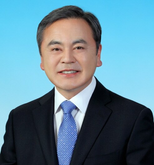 시민이 행복한 새정치! 대박여수 경제시장 김동채 시장예비후보입니다.